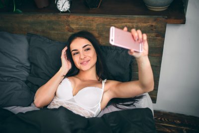 Op date met een erotisch webcam performer? Zo doe je dat!